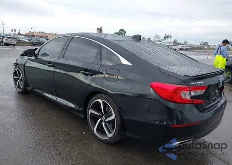 2021 Honda Accord Sport 2.0T z USA, uszkodzony, nr VIN 1HGCV2F30MA025056